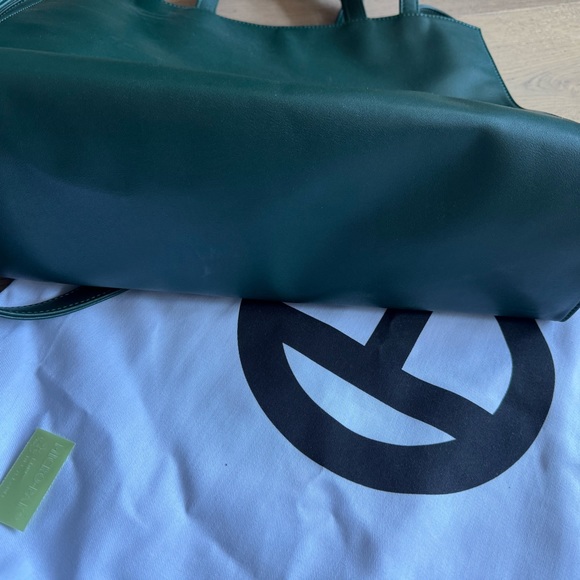 Telfar Medium Olive Bag - Picture 6 of 6